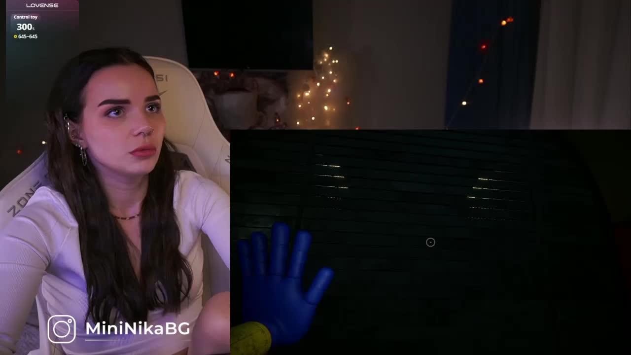 MiniNika Adult Chat November 14, 2025