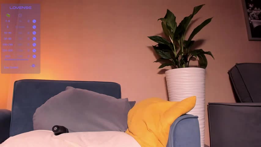 Jessica_555 Adult Chat November 14, 2025