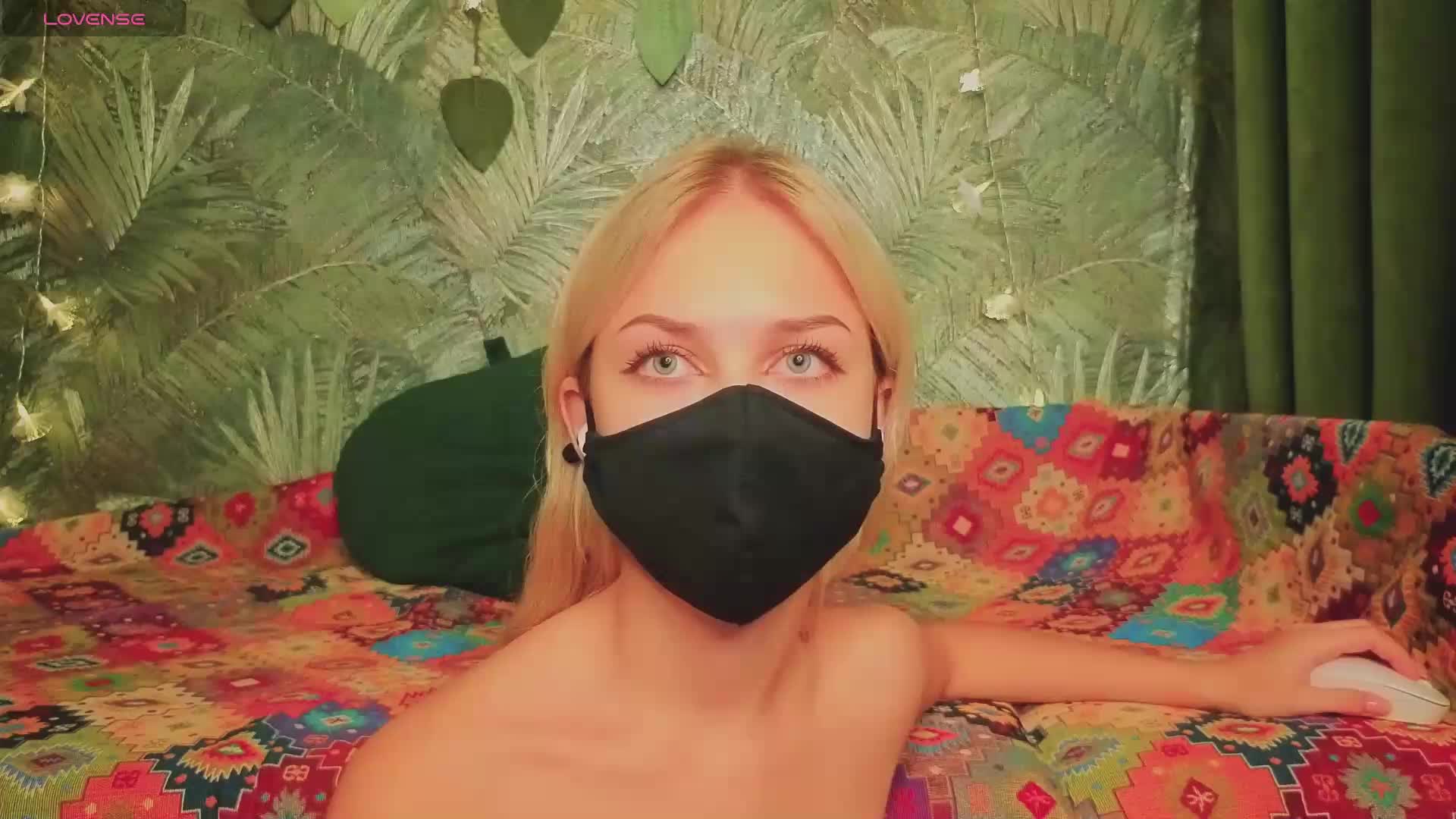 Meeeeow Adult Chat November 14, 2025