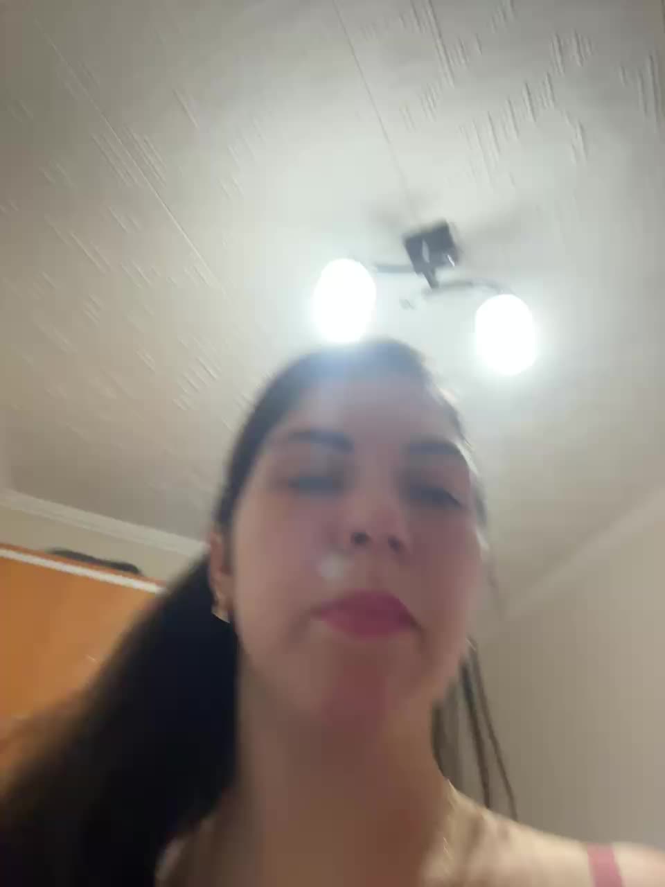 Vika19981 Adult Chat November 14, 2025