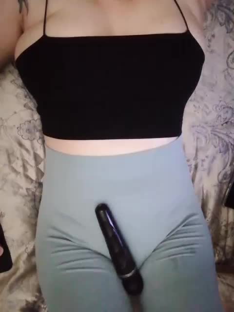 -Tiffany- Adult Chat November 14, 2025