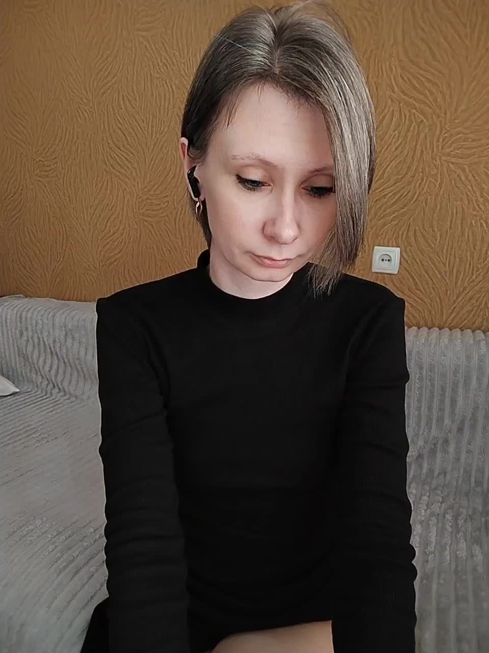 -Christina- Adult Chat November 14, 2025