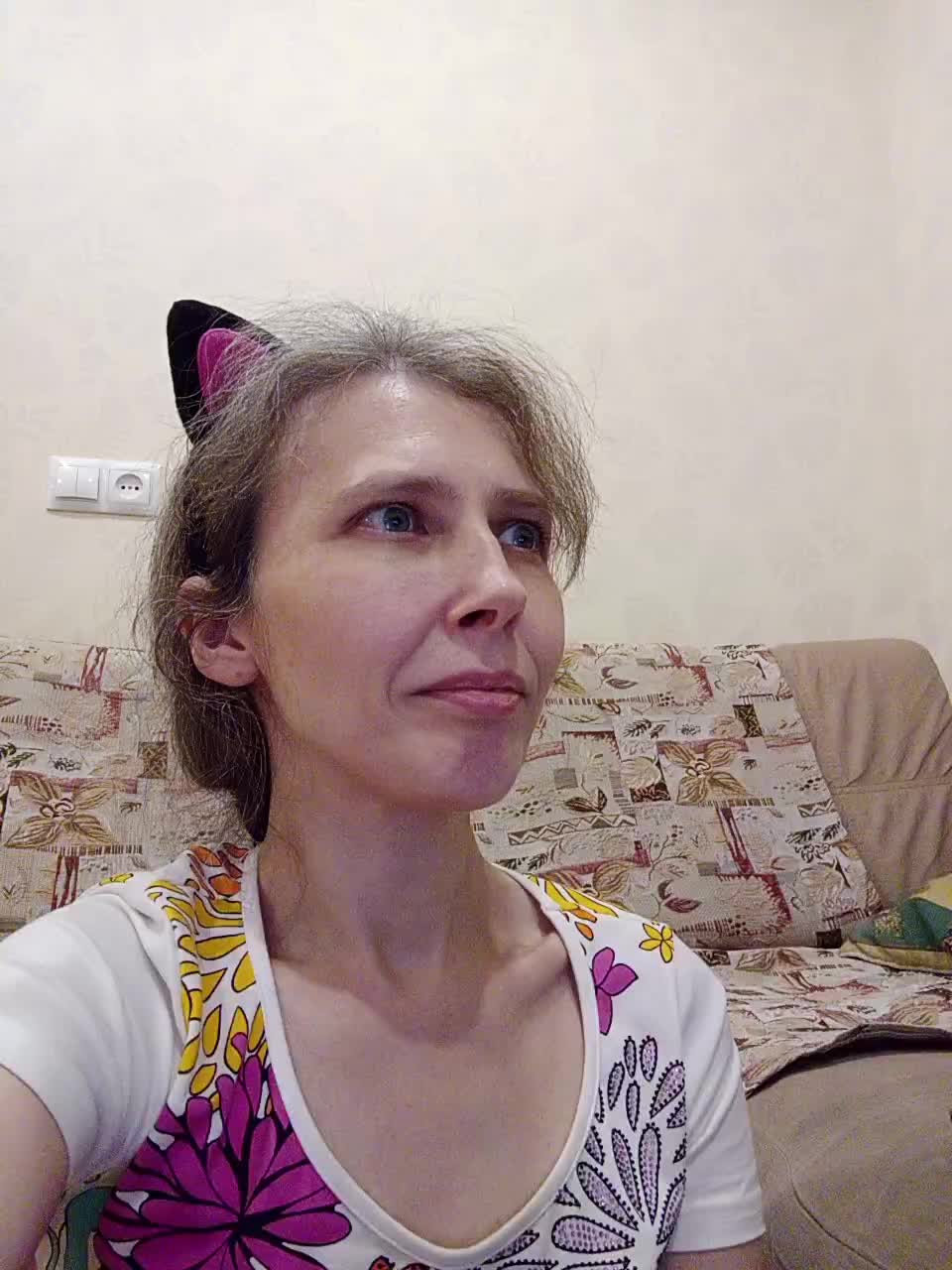 -Queen-Margo- Adult Chat November 14, 2025