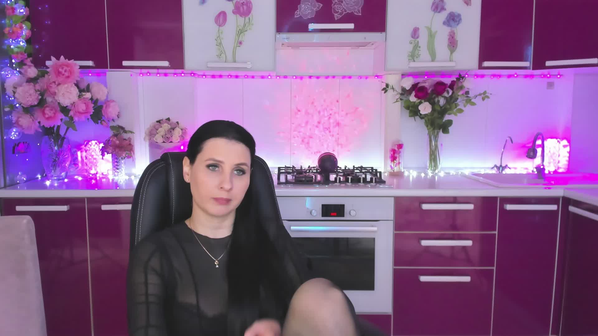 Olivija2020 Adult Chat November 14, 2025