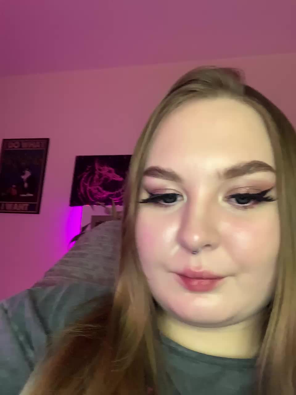 Greeenfriends6969 Adult Chat November 14, 2025