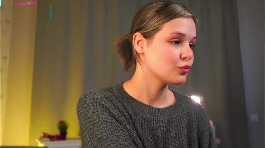 gladysacreman Adult Chat November 14, 2025