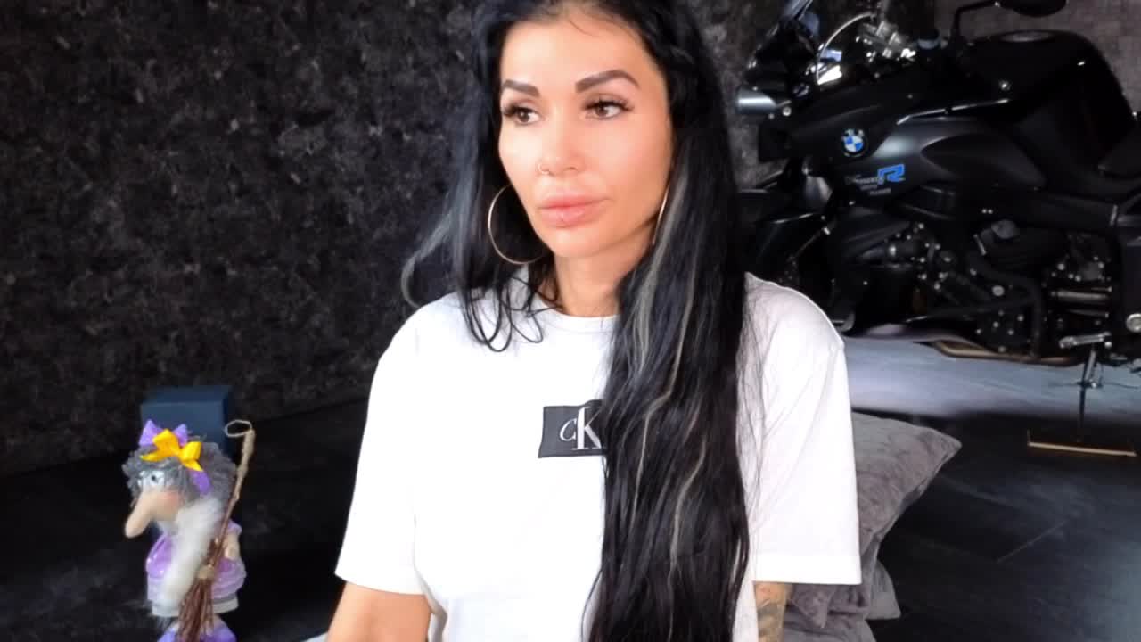 -BABAYAGA- Adult Chat November 14, 2025