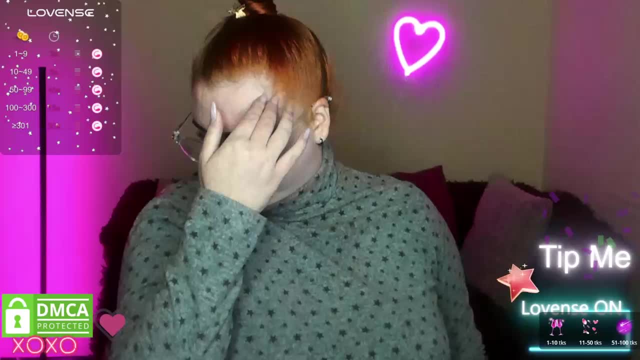 Aliciaredluv Adult Chat November 14, 2025