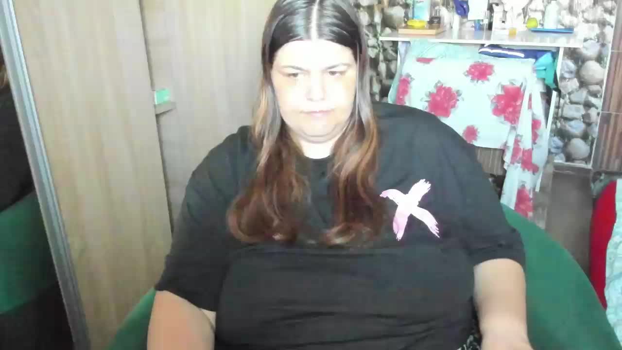 Ionysexylips69 Adult Chat November 14, 2025