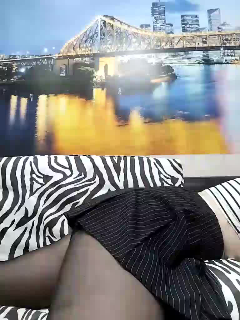 Lona-S Adult Chat November 14, 2025