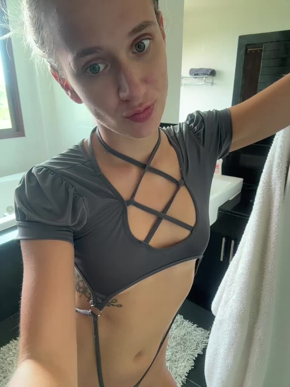 Daughter_of_Ronaldo Adult Chat November 14, 2025