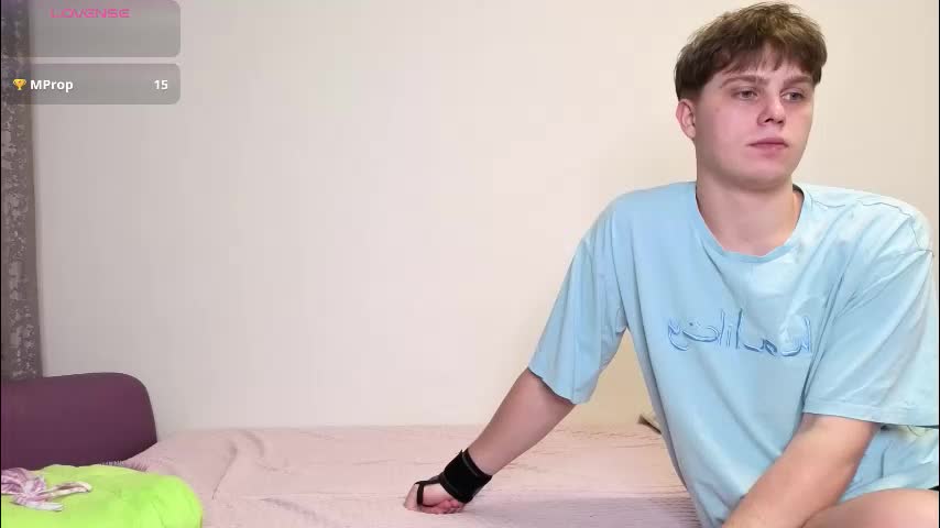 emily_and_ilumi Adult Chat November 14, 2025