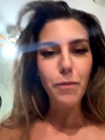 nicole_98 Adult Chat November 15, 2025