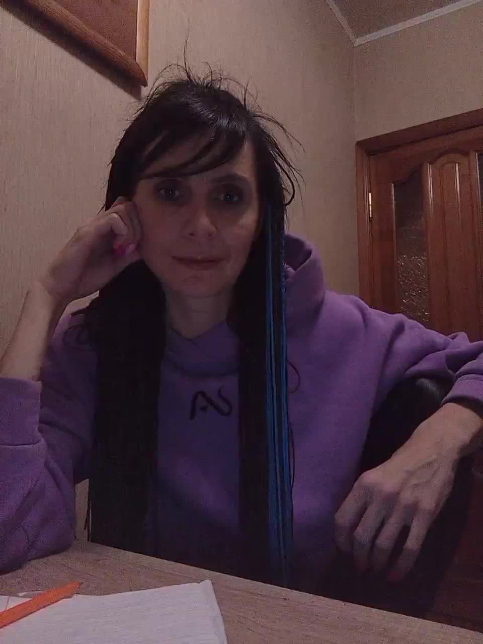 Hellenalonenochka Adult Chat November 15, 2025