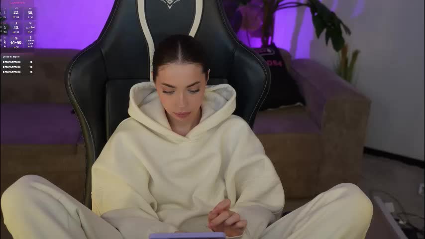 kira0541 Adult Chat November 15, 2025