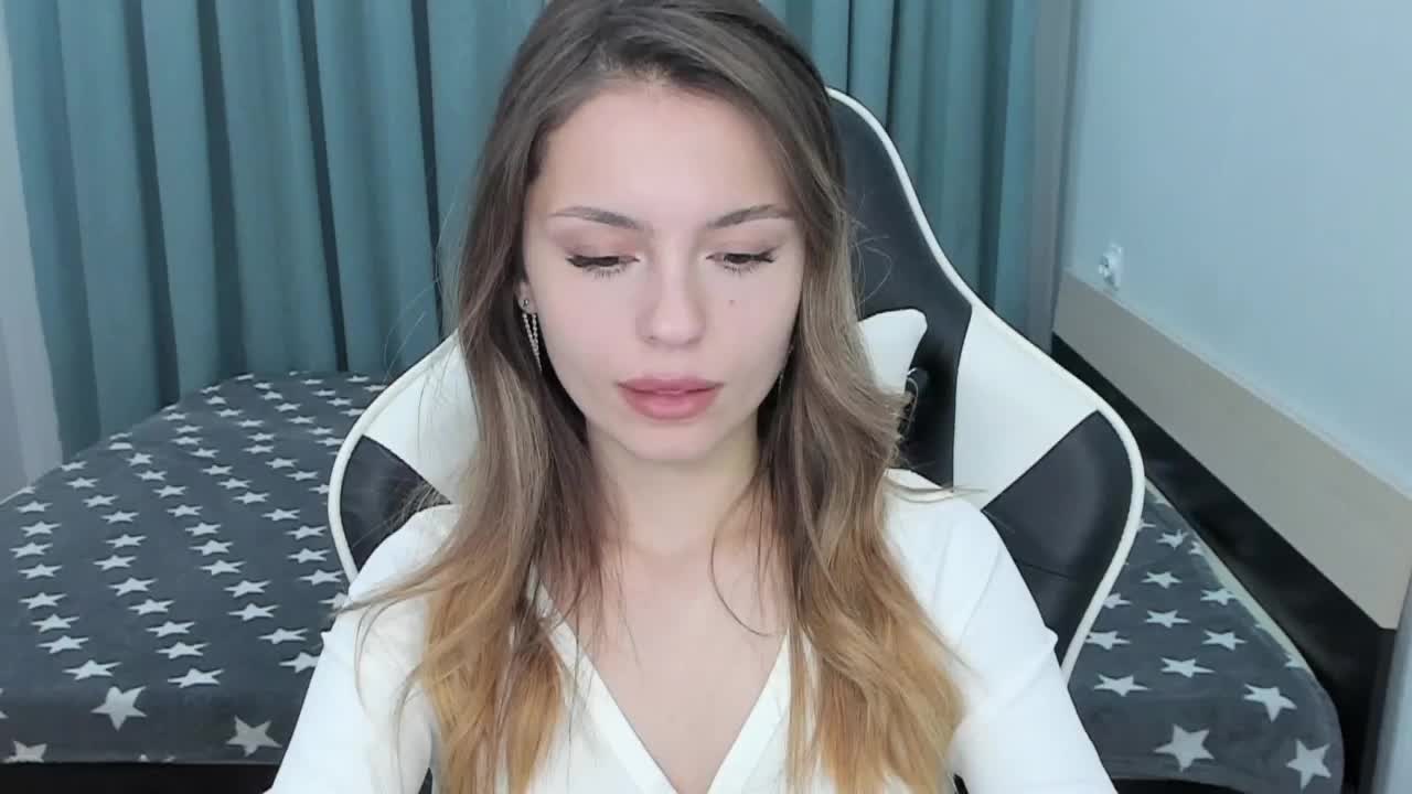 EmiMe Adult Chat November 15, 2025