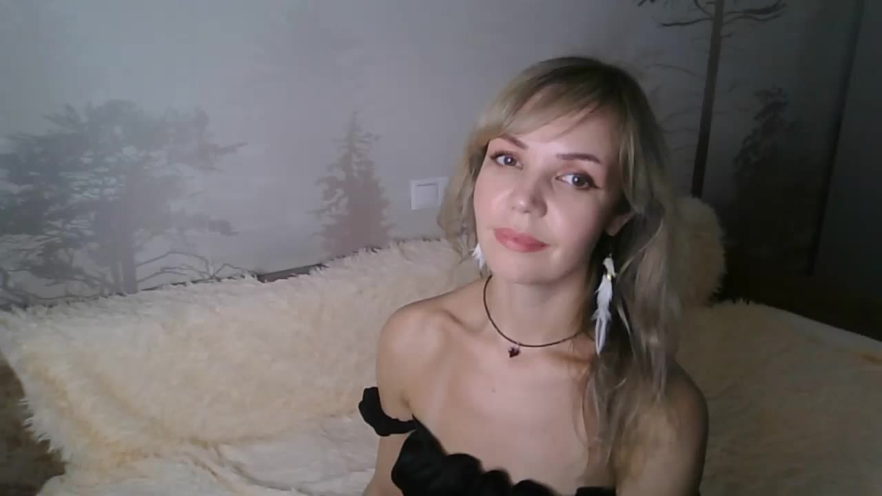 Red_Rose_98 Adult Chat November 15, 2025