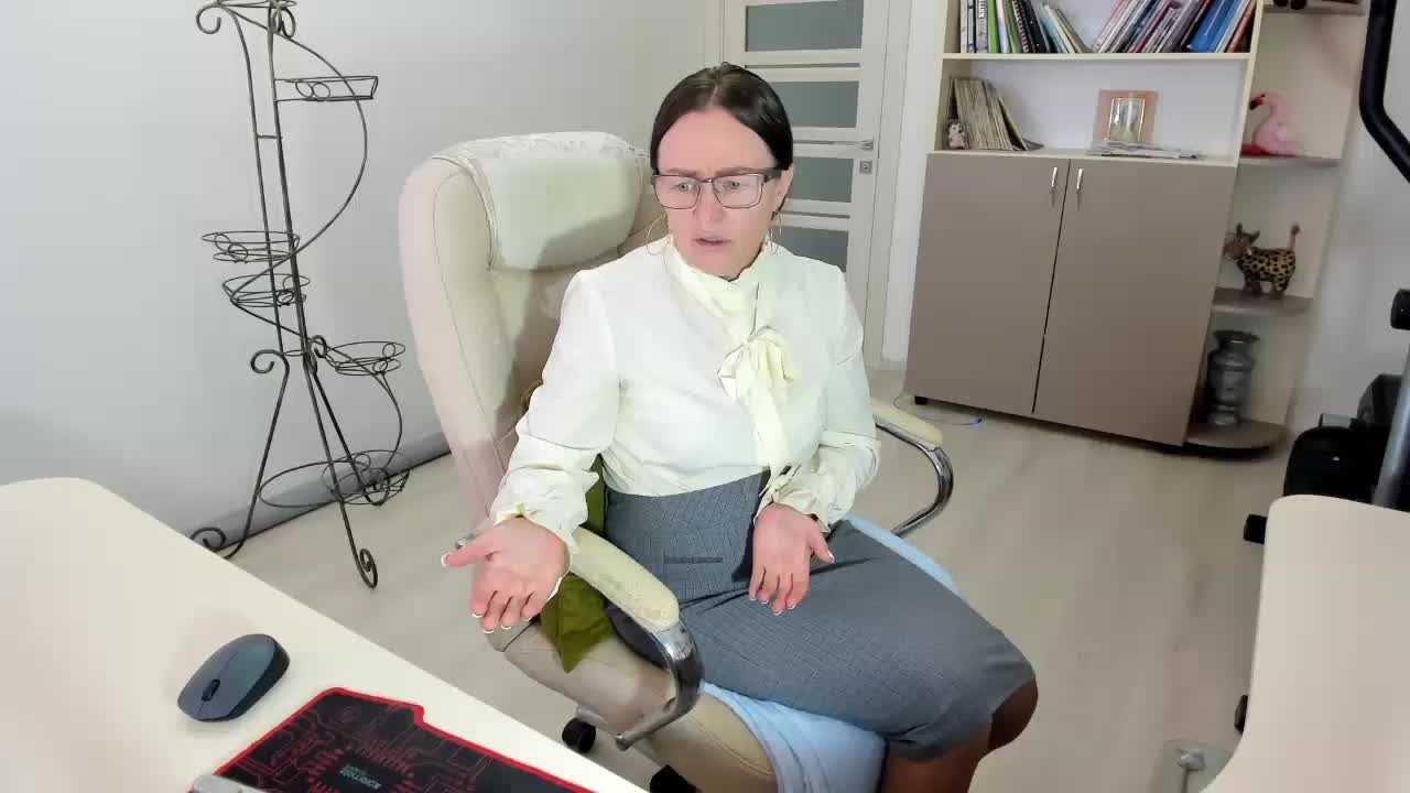 -Michelle- Adult Chat November 15, 2025