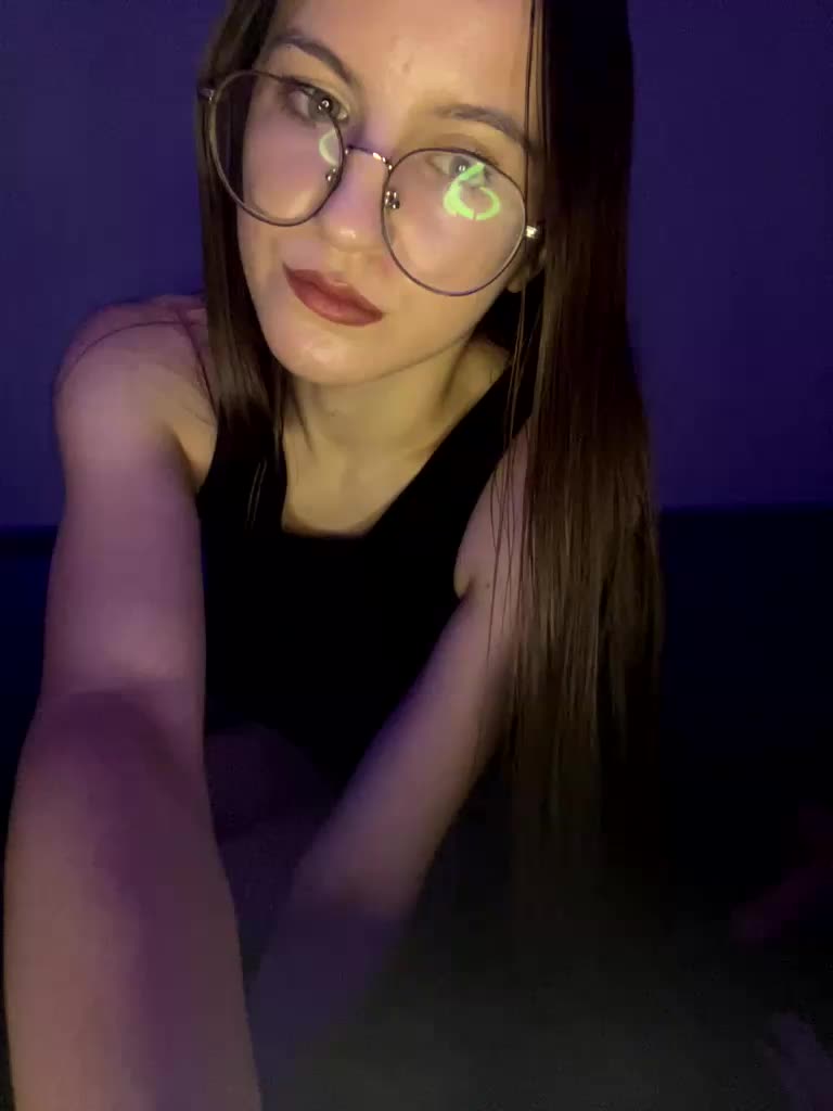 LollyPopkaaa_22 Adult Chat November 15, 2025