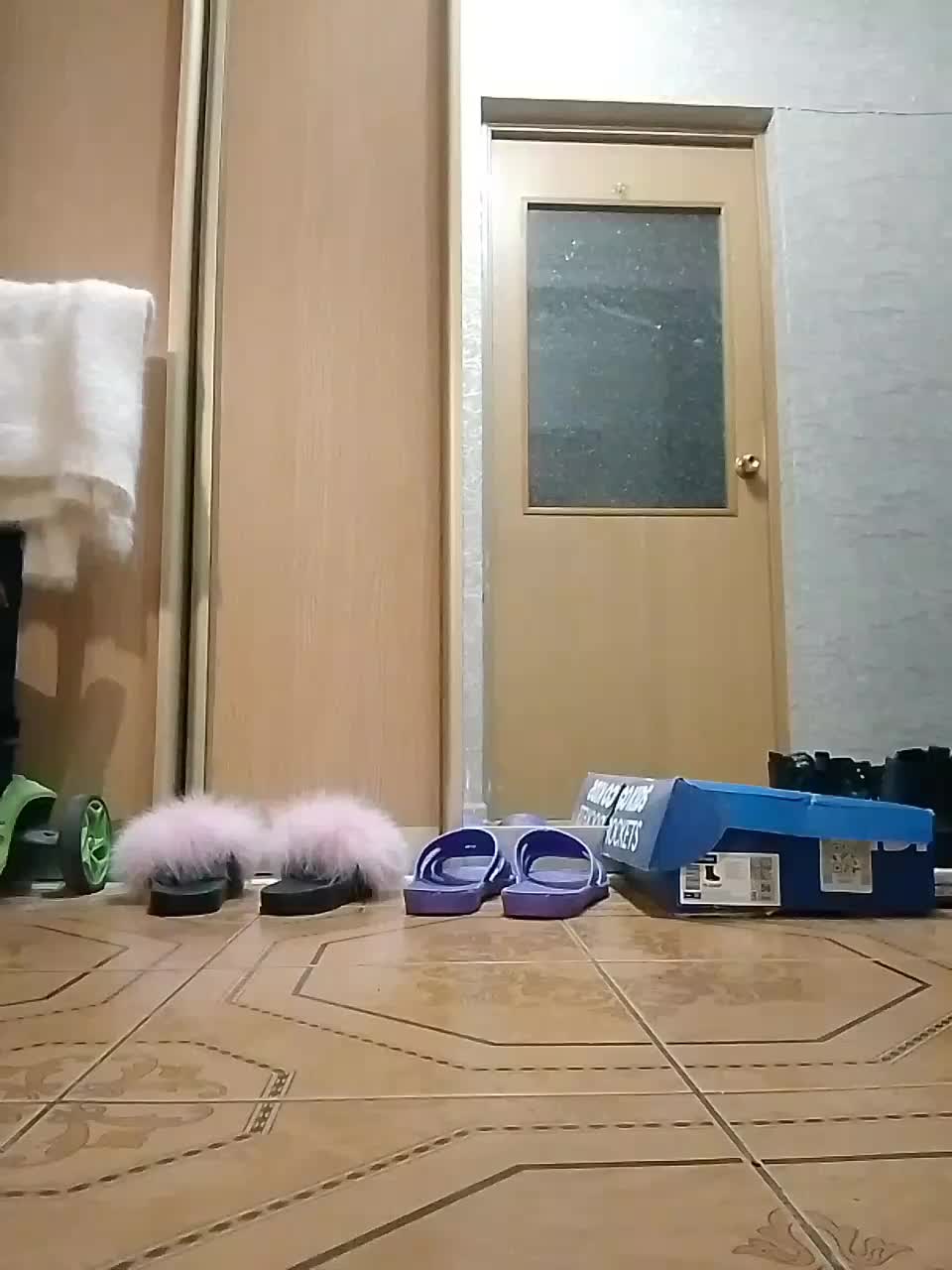 KONFETKAA-1 Adult Chat November 15, 2025