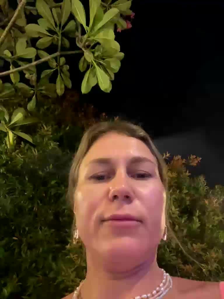 Marya_Hi Adult Chat November 15, 2025