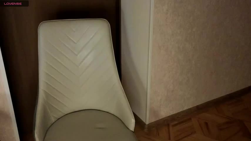 NoFace_Model Adult Chat November 15, 2025