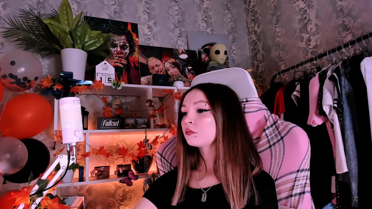 AsyaSweeet Adult Chat November 15, 2025