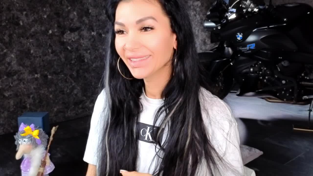 -BABAYAGA- Adult Chat November 16, 2025