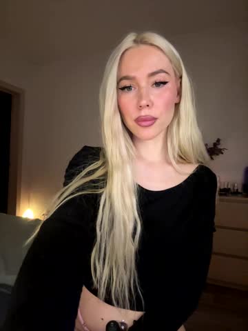 xDinnax Adult Chat November 16, 2025