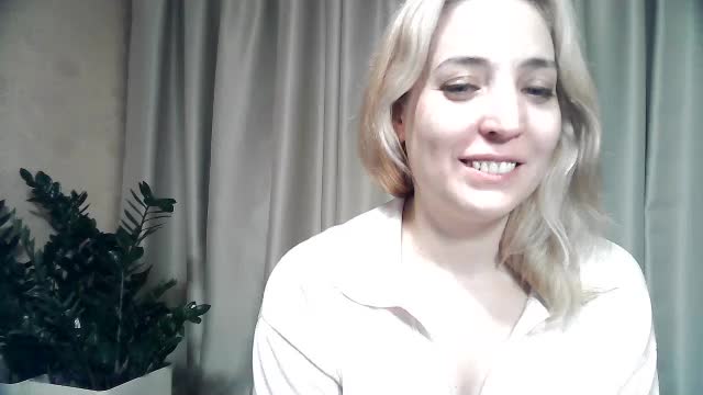 mariska-kiska Adult Chat November 16, 2025