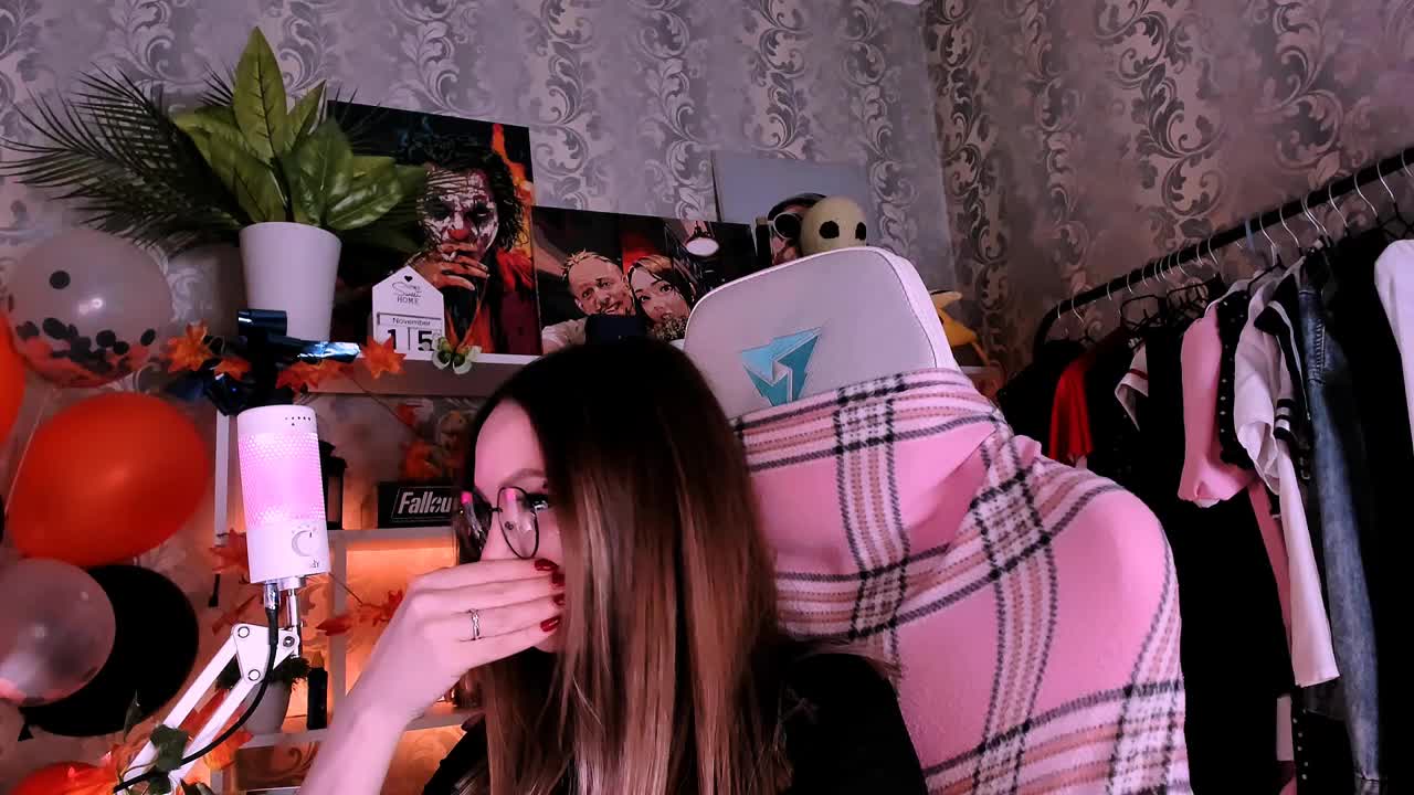 AsyaSweeet Adult Chat November 15, 2025