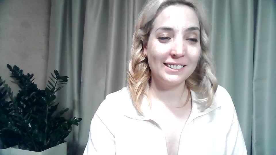 mariska-kiska Adult Chat November 16, 2025