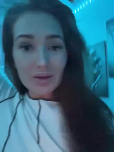 KARAMELKA25 Adult Chat November 16, 2025