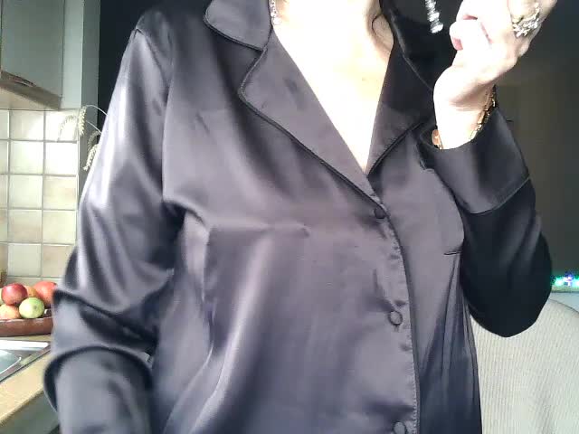 UllimOhi Adult Chat November 16, 2025