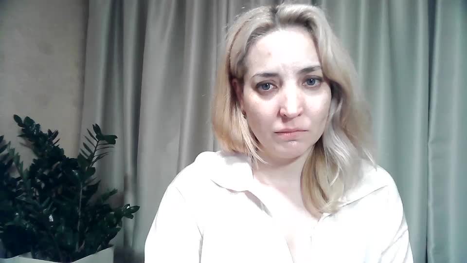 mariska-kiska Adult Chat November 16, 2025