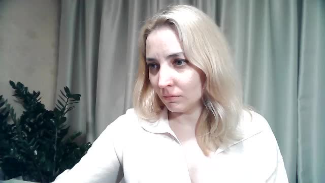 mariska-kiska Adult Chat November 16, 2025