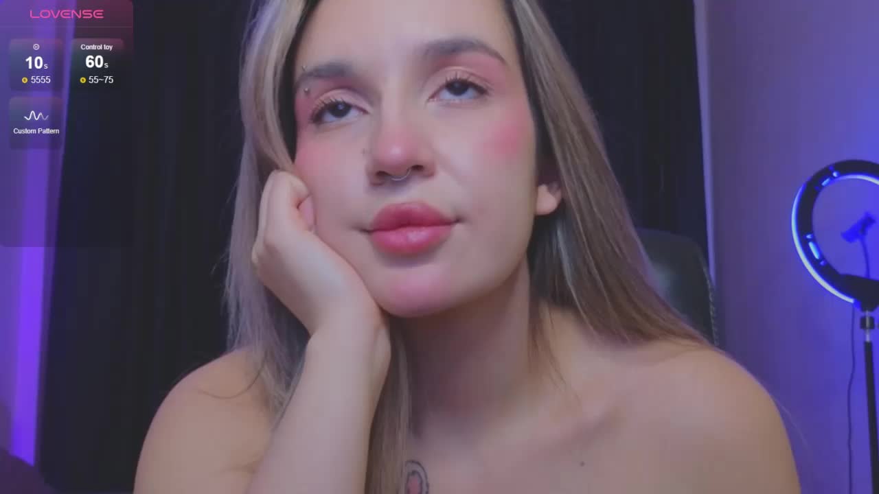 RoxyChilli Adult Chat November 16, 2025