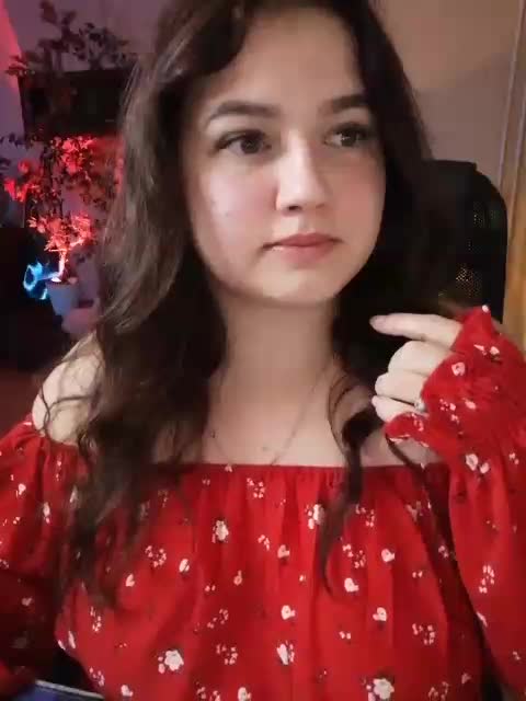 JuliaHesperaks Adult Chat November 16, 2025