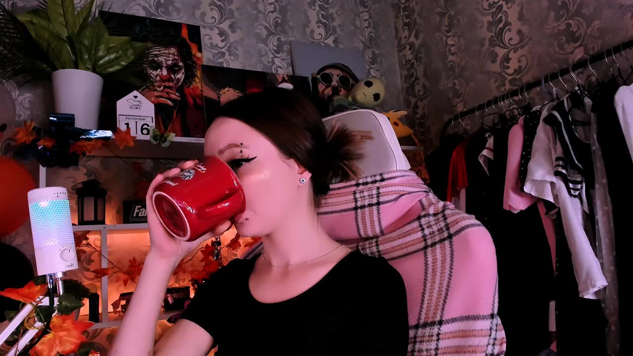 AsyaSweeet Adult Chat November 16, 2025