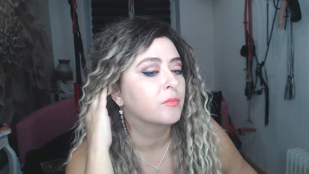 missGODDESS Adult Chat November 16, 2025