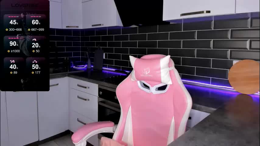 emmavictori Adult Chat November 16, 2025