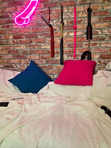 Caramel_pussy Adult Chat November 16, 2025