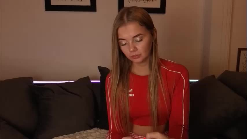 carriebradshawww Adult Chat November 16, 2025