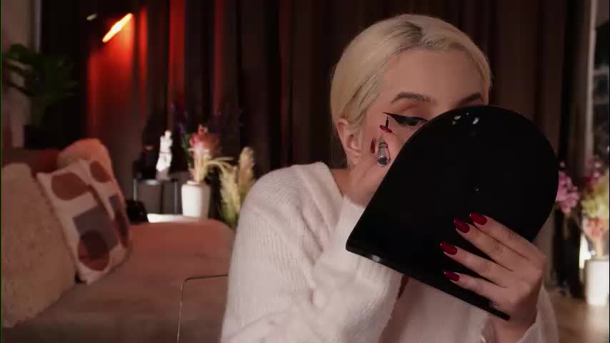 victoriamorrone Adult Chat November 16, 2025