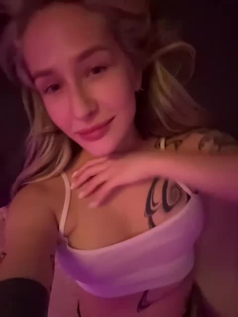 QueenKing Adult Chat November 16, 2025