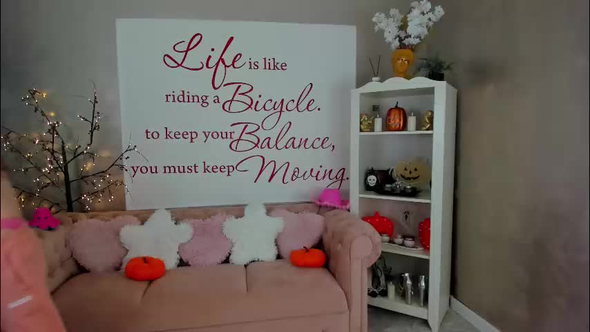 reynathevixen Adult Chat November 16, 2025