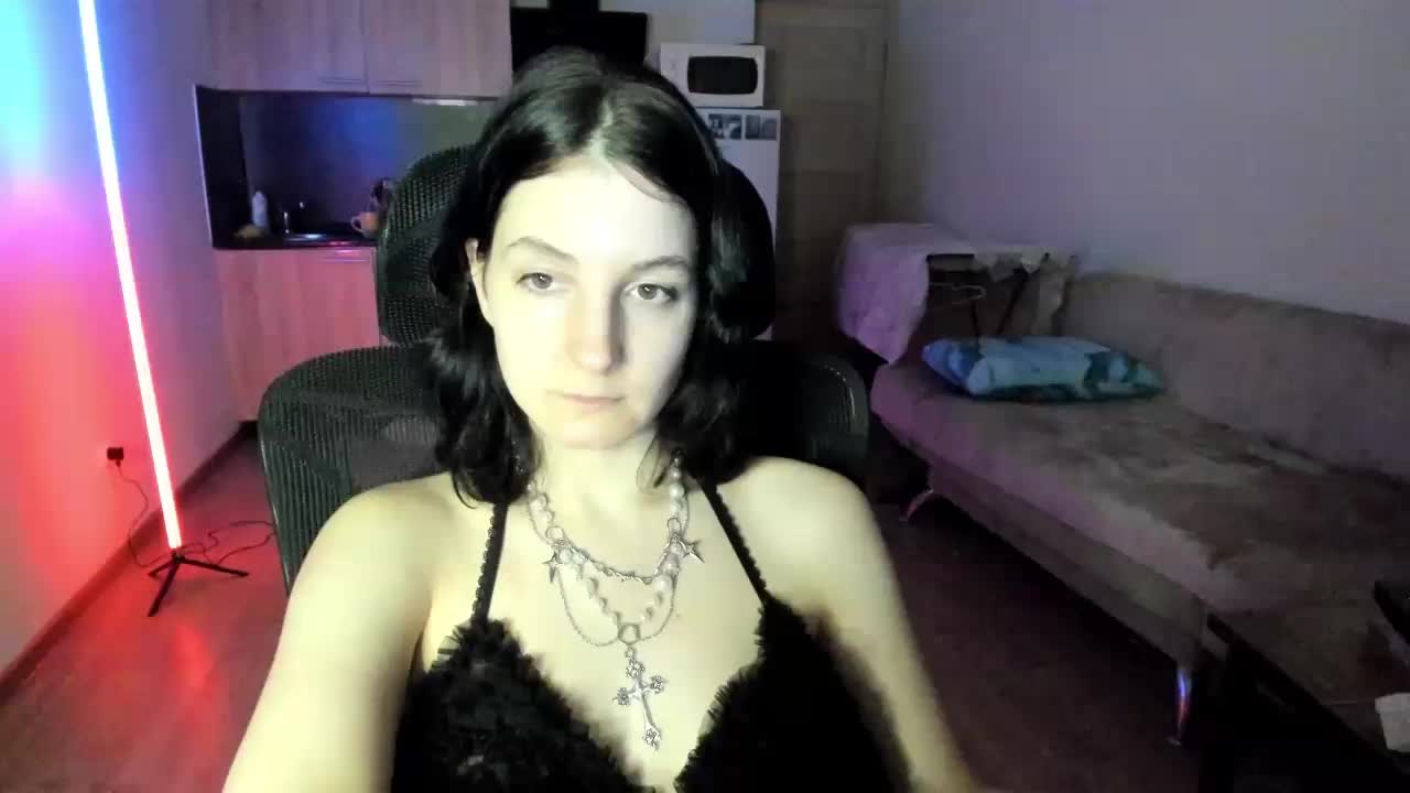 Victoria_Winters Adult Chat November 16, 2025