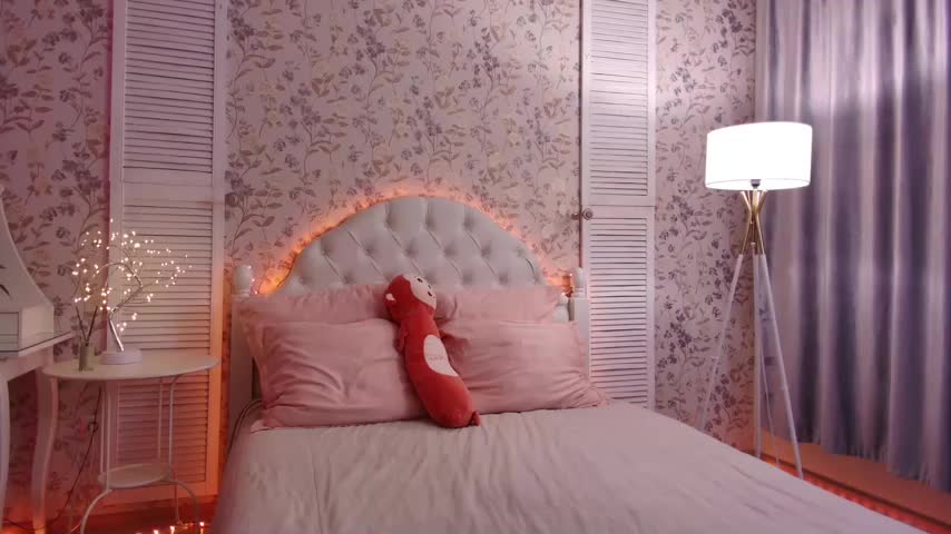 Wendy-Darling Adult Chat November 16, 2025