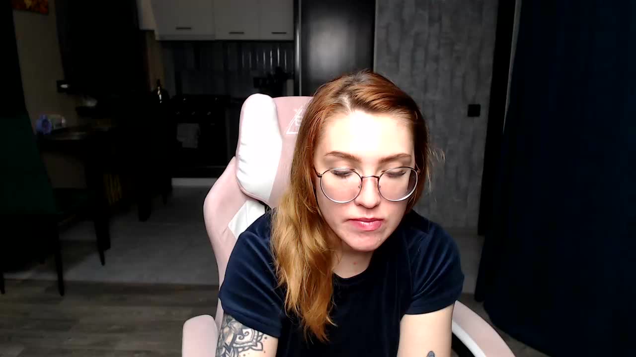 Regimasmile Adult Chat November 16, 2025