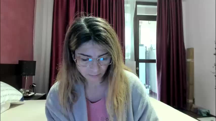 mlittlegirl88 Adult Chat November 16, 2025